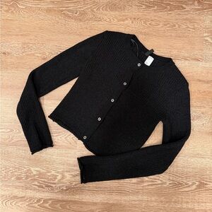 Black Ribbed Knit Cropped Cardigan